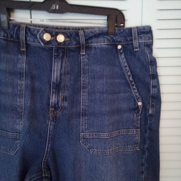 FOREVER21+ PREMIUM SZ 16 STRAIGHT LEG MED WASH JEANS 3 PATCH POCKETS 2 BUTTONS - Picture 2 of 7